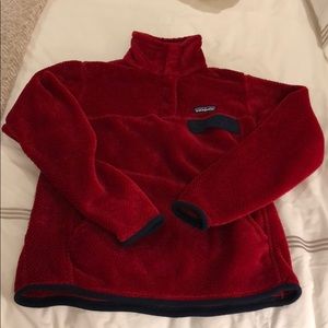 Patagonia pullover red with navy trim